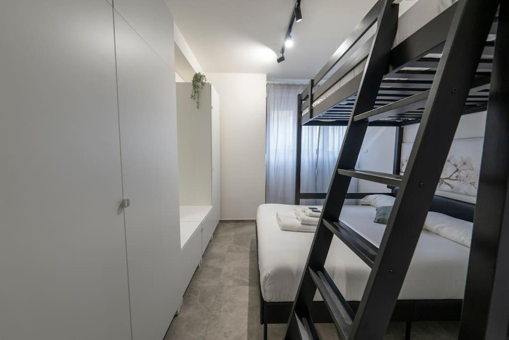 Vallarsa 10 - Int.02 Appartement *